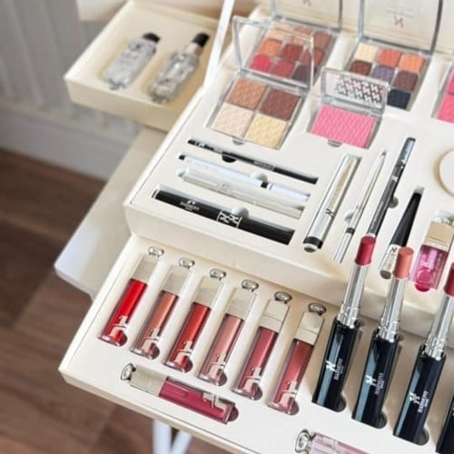 بوكس بديل ديور توفر من جديد لون البوكس ابيض