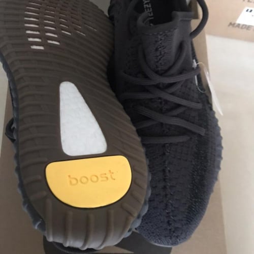 ( تسليم فوري ) Adidas Yeezy Boost 350 v2 cinder No...
