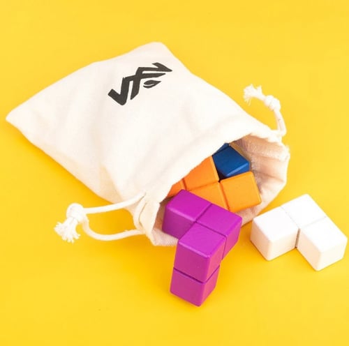 لعبة مكعبات روبك