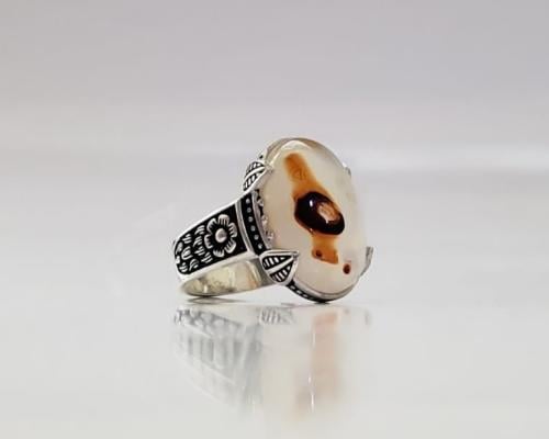 خاتم عقيق يماني مصور