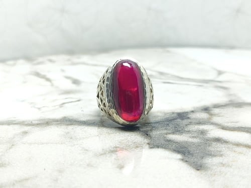 خاتم ياقوت ايراني بيضاوي