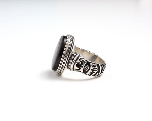 خاتم عقيق شفة العبد