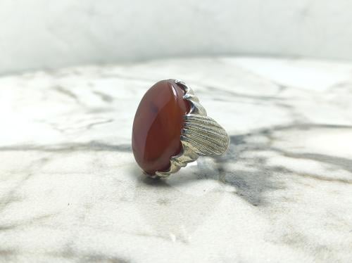 خاتم عقيق يماني احمر رماني