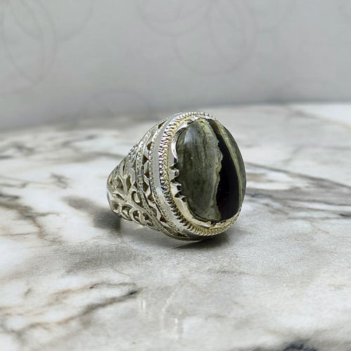 خاتم عقيق يماني جزع