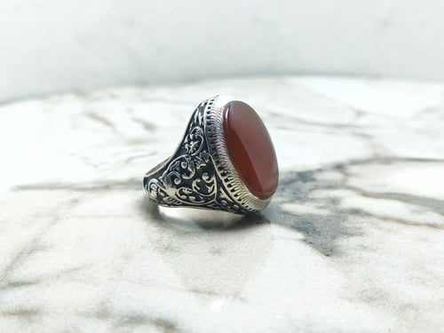 خاتم عقيق يماني احمر رماني فاخر