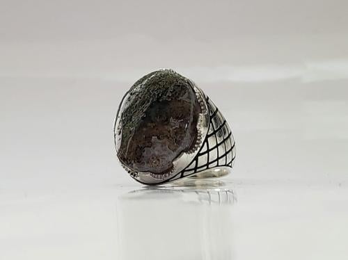 خاتم عقيق يماني طحلبي