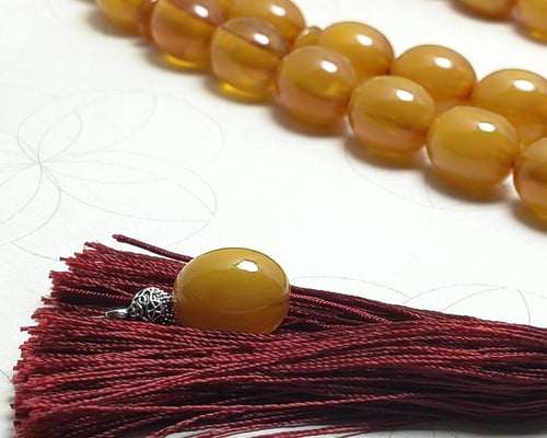 سبحة فاتوران تركي لون عسلي شفاف بكركوشة