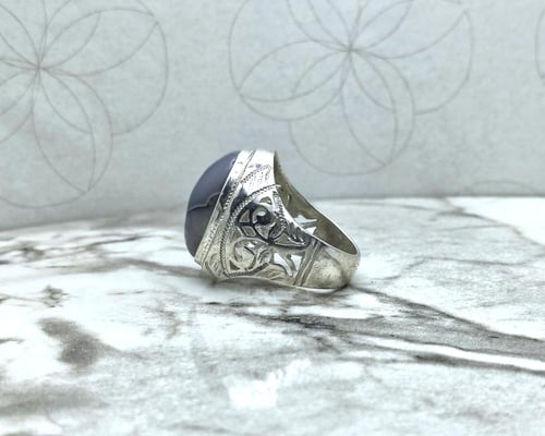 خاتم عقيق يماني مصور