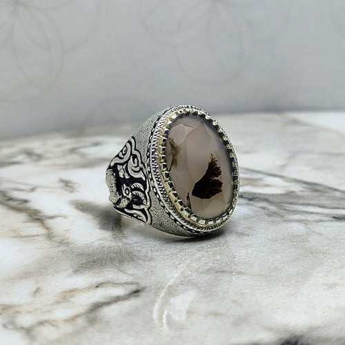 خاتم عقيق يماني مشجر