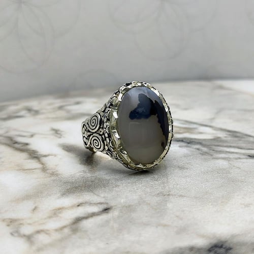 خاتم عقيق يماني مصور