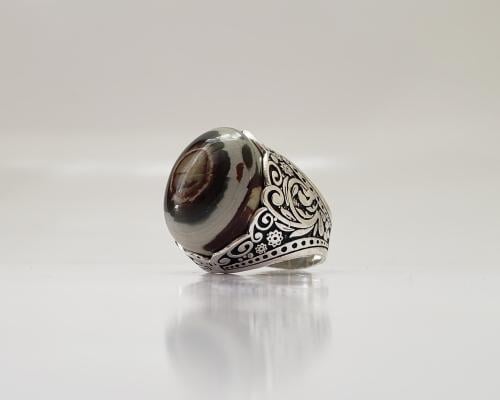 خاتم عقيق يماني بقراني