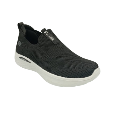 حذاء رياضي صناعة فيتنامي أسود