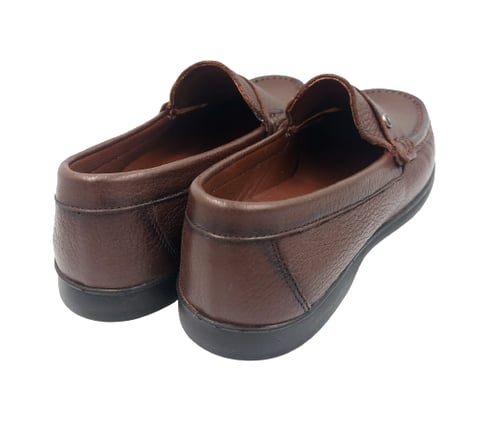 حذاء جلد كاجوال لون بني