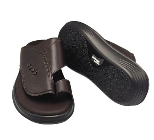 نعال إيطالي تقنية سويسري طبي - بني غامق طبعة الحصا...