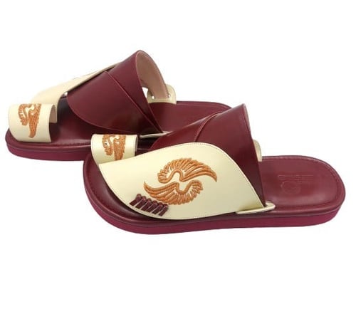 نعال شرقي مطرز جلد طبيعي لون نبيتي