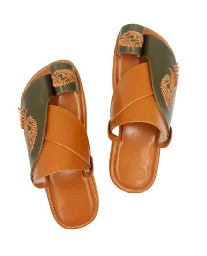 نعال شرقي مطرز جملي جلد طبيعي