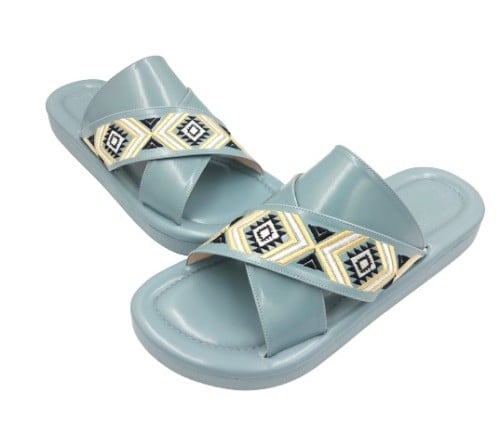 نعال شرقي مطرز جلد بدون اصبع