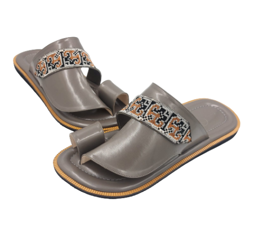 نعال شرقي مطرز