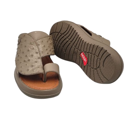 نعال إيطالي تقنية سويسري طبي - طبعة النعام - بيج