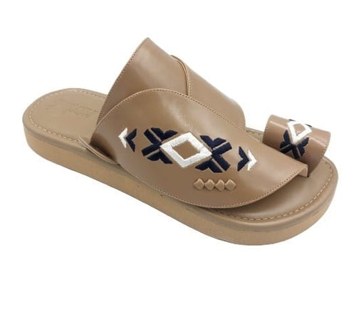 نعال شرقي مطرز بيج جلد طبيعي