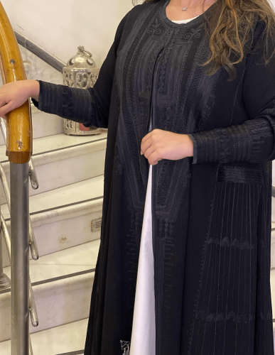 عباءة بتطريز أمامي #21