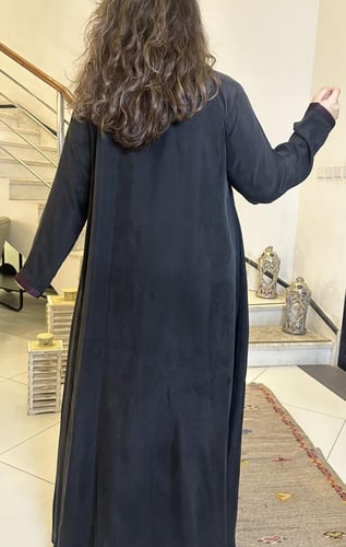 عبايه من الحرير المغسول الناعم الاسود مع الطرحه ‏