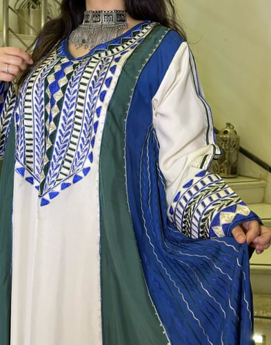 جلابية حرير شاموا بتطريز أمامي (نيلي وزيتي) #119