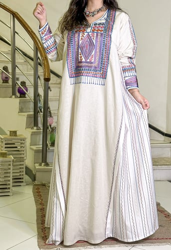 جلابية كريب بتطريز أمامي وكشمير خلفي أزرق #106