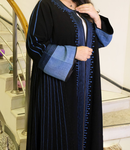 عباية كريب ولينن (أسود وسماوي) #124