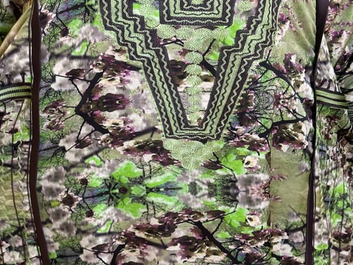 DB013. جلابيه من الحرير المشجر