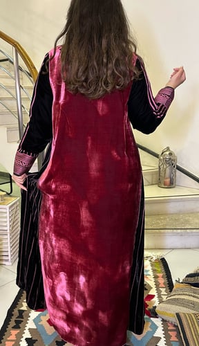 جلابية مخمل فرنسي (فوشي وأسود) #55