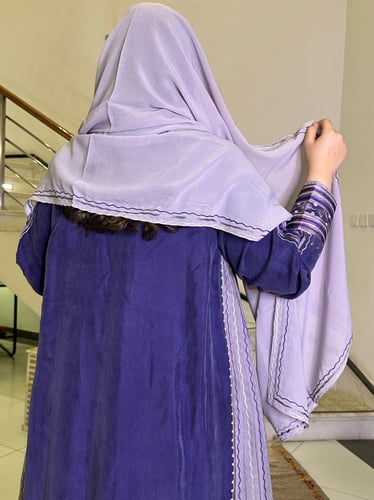 عباية حرير مغسول بتطريز أمامي (موف) #114