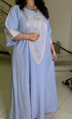 جلابية لينن سماوي بتطريز أمامي #164