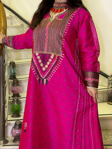 جلابية تفتا مطرز (فوشي) #113