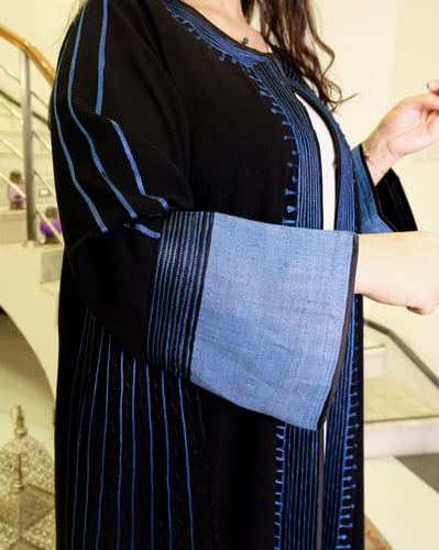 عباية كريب ولينن (أسود وسماوي) #124