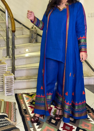 طقم يحتوي على بلوزة وبنطال وطرحة وعباية لينن #198