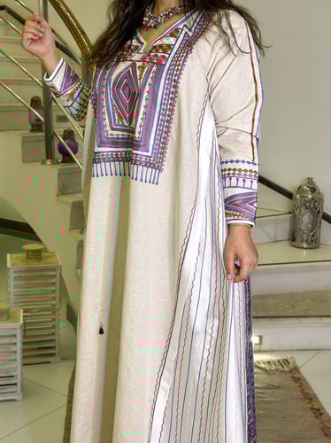 جلابية كريب بتطريز أمامي وكشمير خلفي سماوي #122