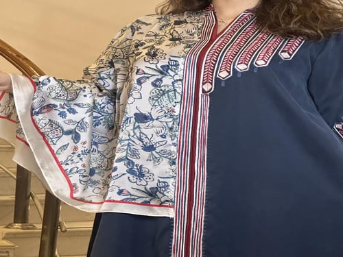 جلابيه من الحرير المغسول مع شال من الشيفون الحرير...