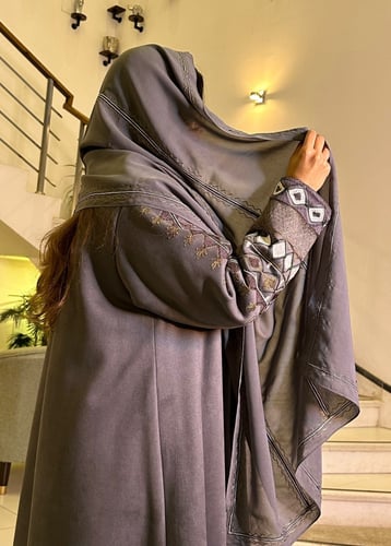 عباءة شتوية مبطنة بالفرو #29