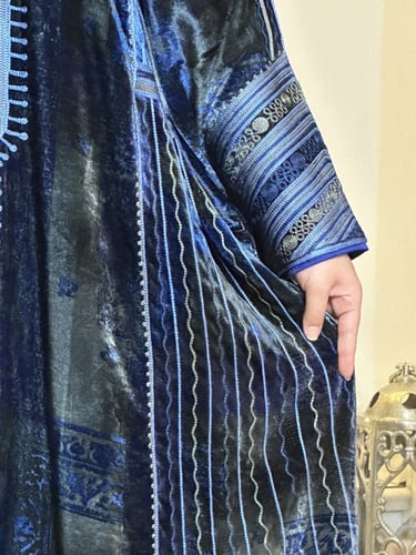 جلابيه شتويه من المخمل الفرنسي المشجر الراقي #223