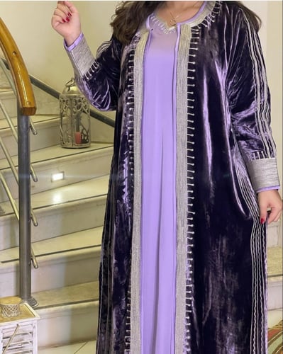 عباءة مخمل مع ثوب داخلي و طرحة #13