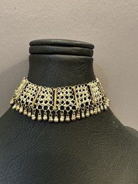 عقد بديل الفضه اثري