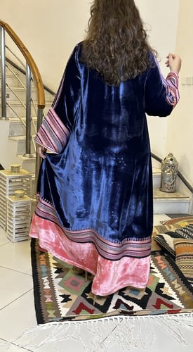 جلابيه شتويه مخمل فرنسي ناعم ازرق والبيتش #221