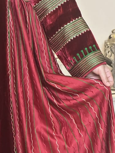 جلابيه من المخمل فرنسي والحرير #253