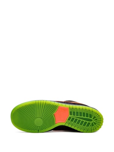 Nike SB Dunk Low Night of Mischief Halloween