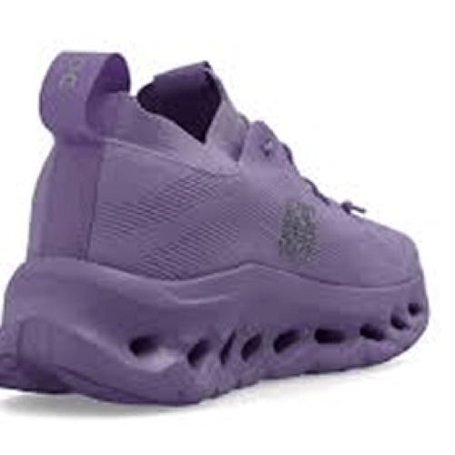 Loewe X On Cloudtilt Running