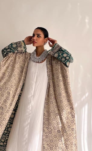 عبايه ساري 3 - بيج - اخضر