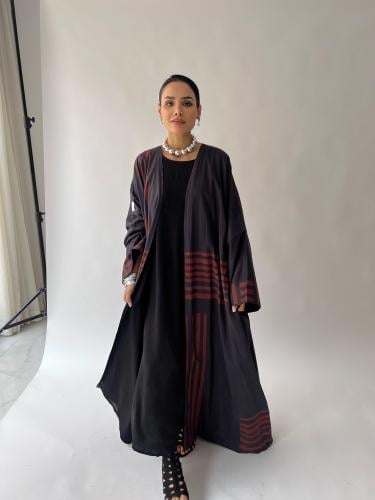 Tranquil Line Abaya Maroon - SS72