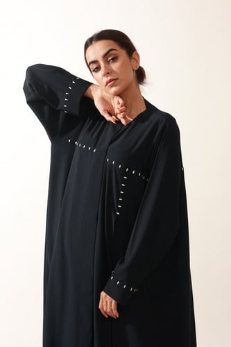 عباية هند كحلي