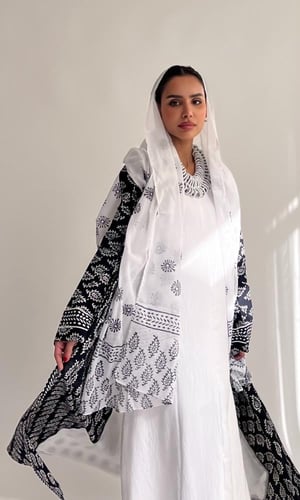 عبايه ساري 3- أسود